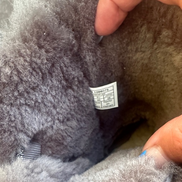 UGG Charcoal Boots with Ribbon Accents - Picture 4 of 4